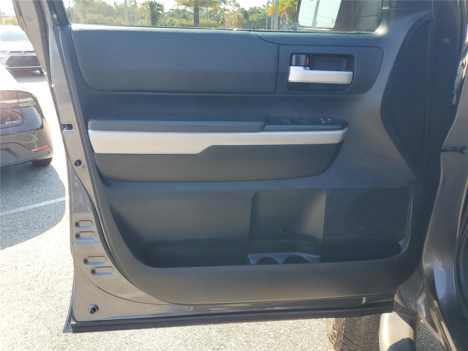 2020 Toyota Tundra 2WD SR5