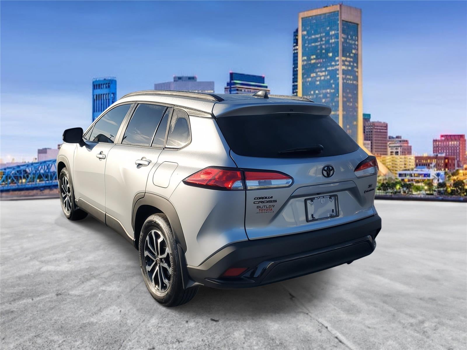 2025 Toyota Corolla Cross Hybrid SE