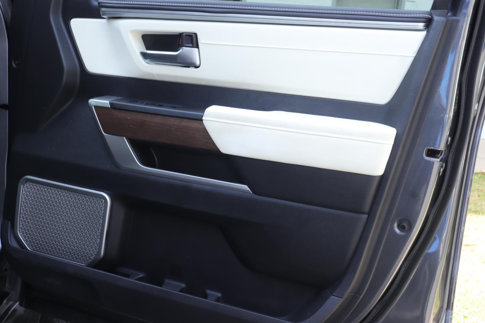 2023 Toyota Sequoia Capstone