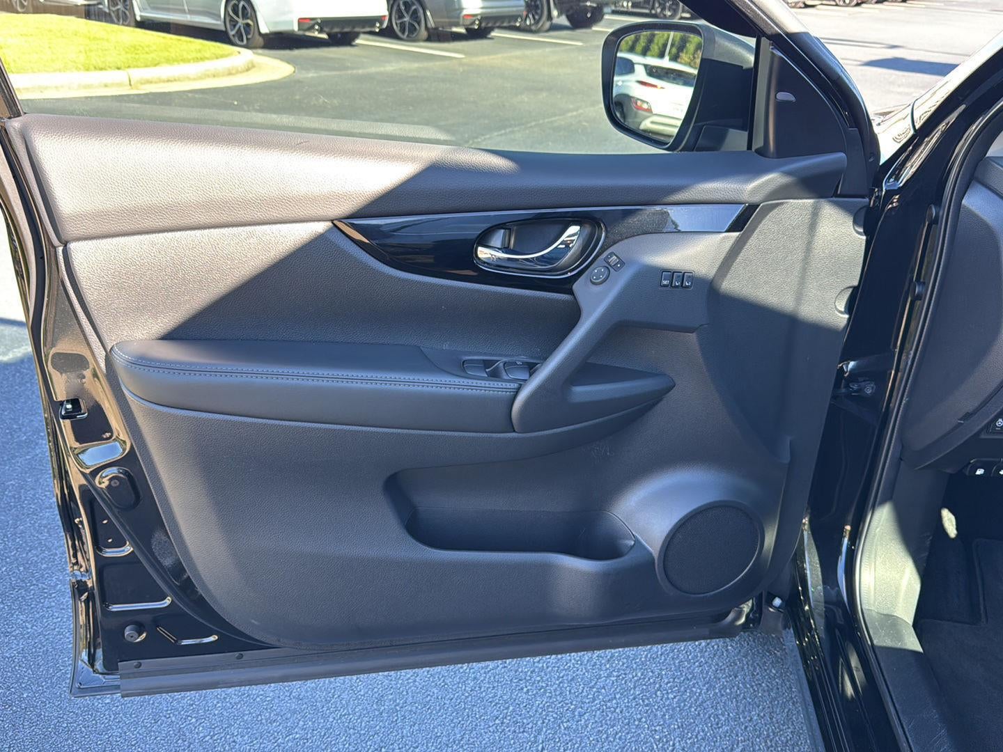 2021 Nissan Rogue Sport SL