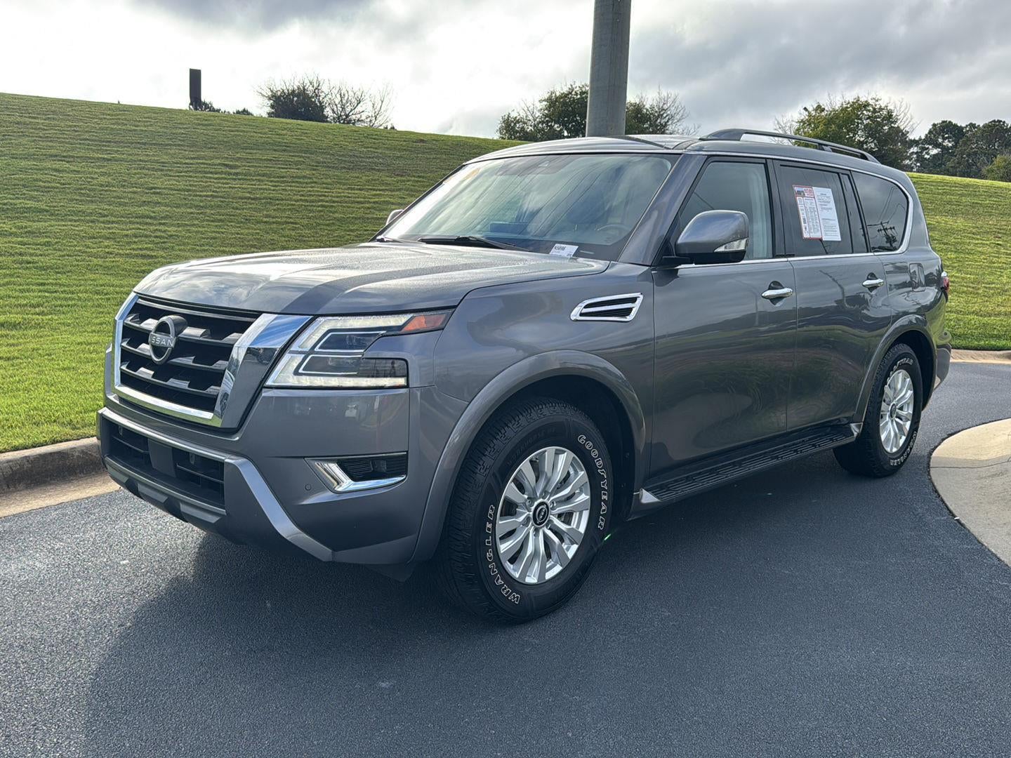 2023 Nissan Armada SV