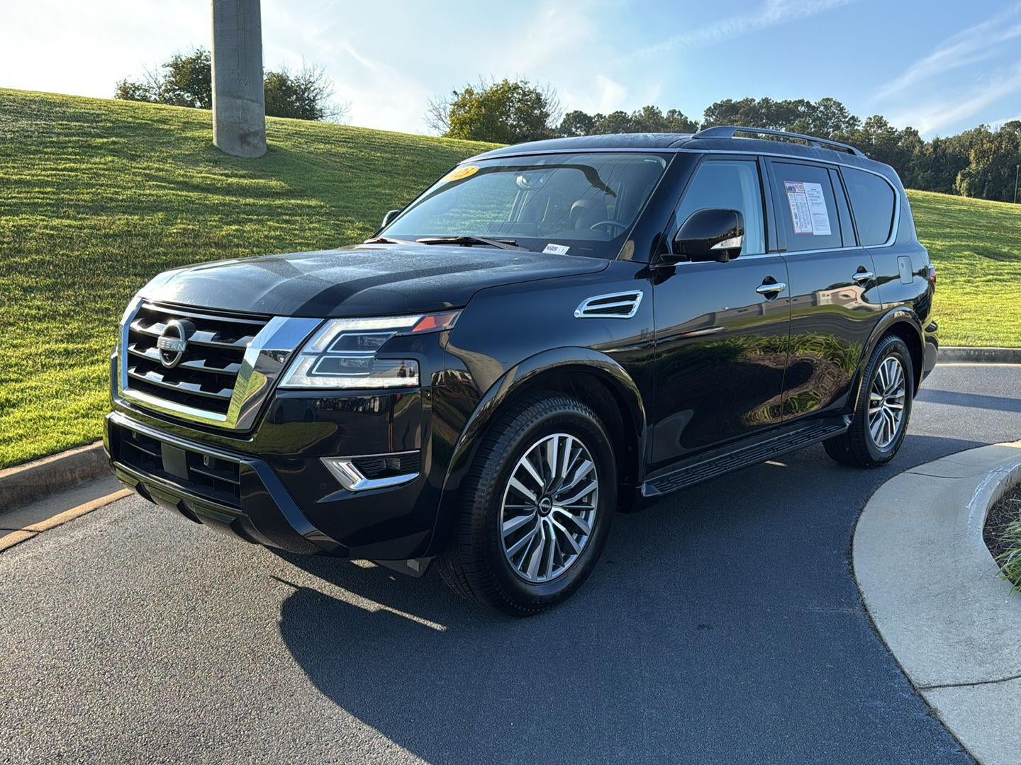 2023 Nissan Armada SL