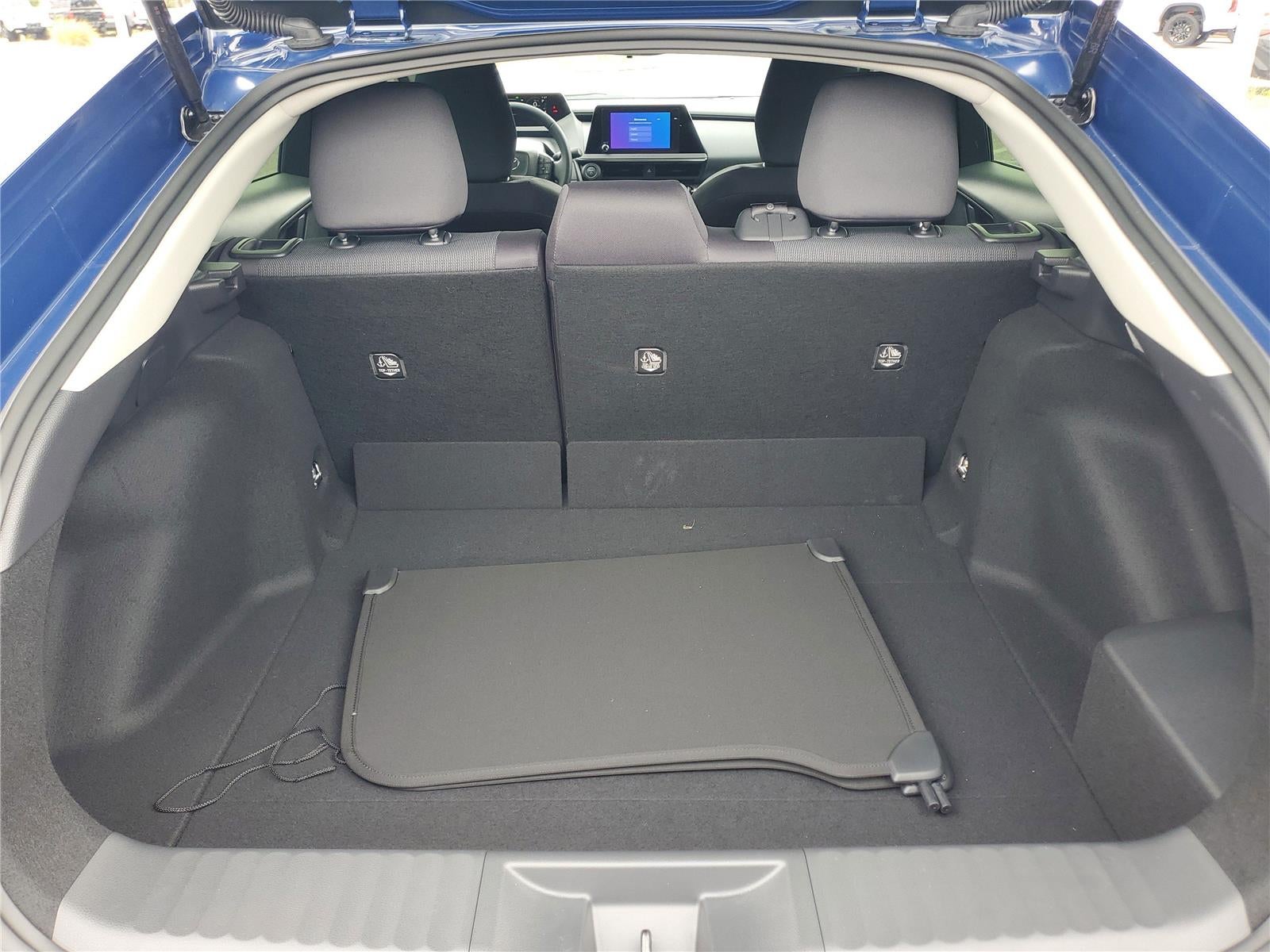 2025 Toyota Prius LE