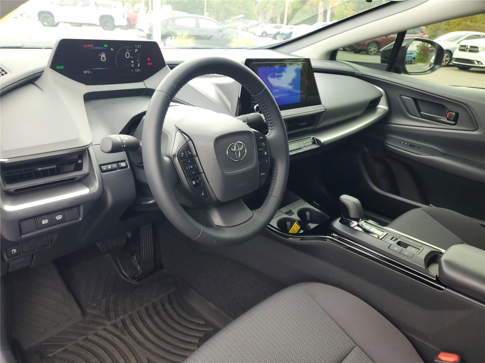 2025 Toyota Prius LE