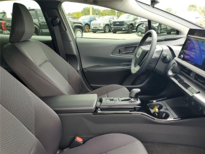 2025 Toyota Prius LE