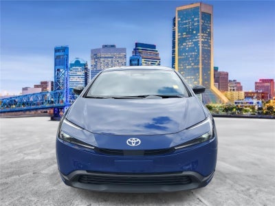2025 Toyota Prius LE