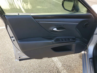 2019 Lexus ES ES 300h Luxury