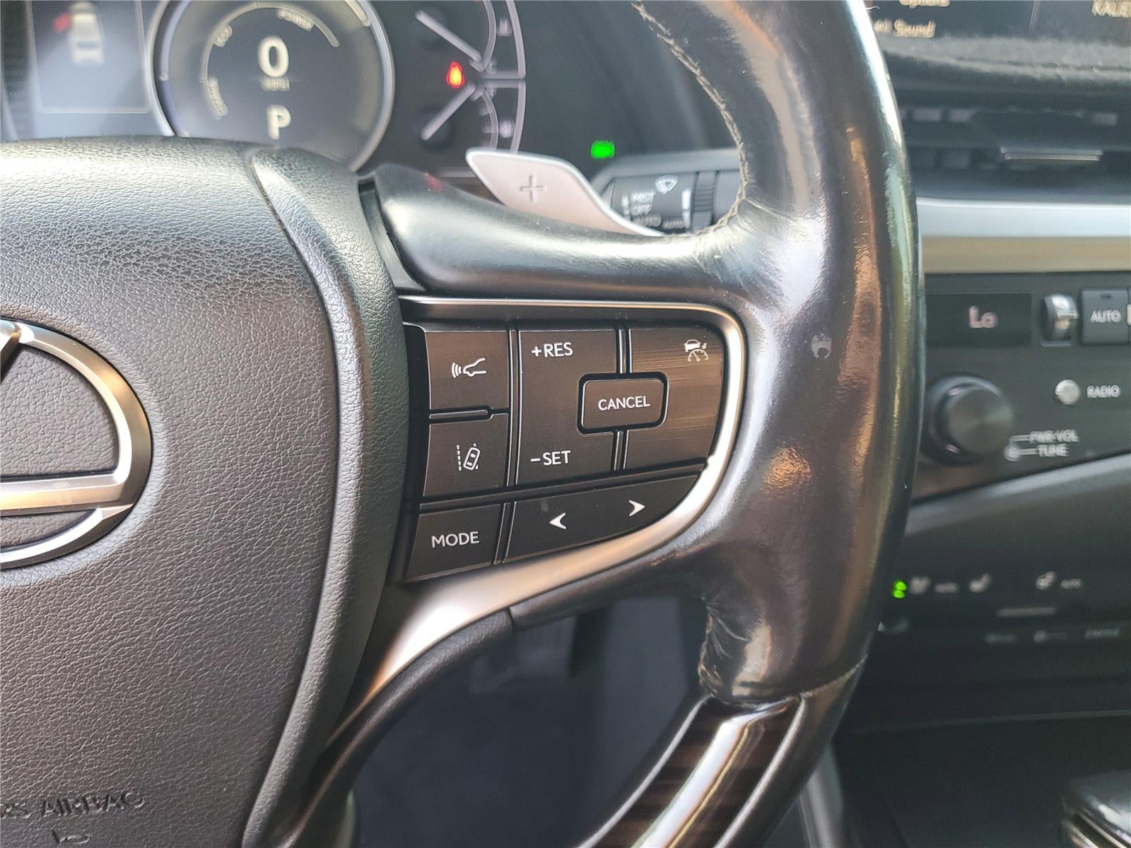 2019 Lexus ES ES 300h Luxury