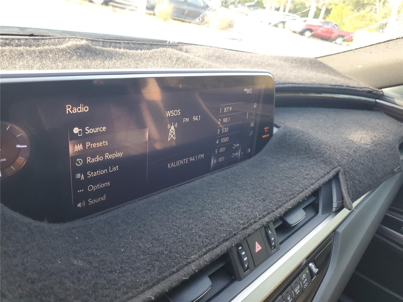 2019 Lexus ES ES 300h Luxury