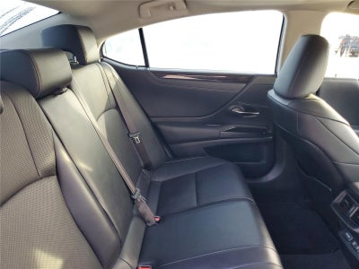 2019 Lexus ES ES 300h Luxury