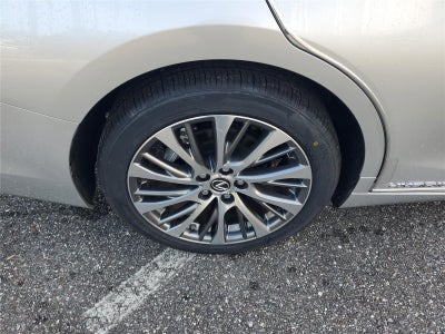 2019 Lexus ES ES 300h Luxury