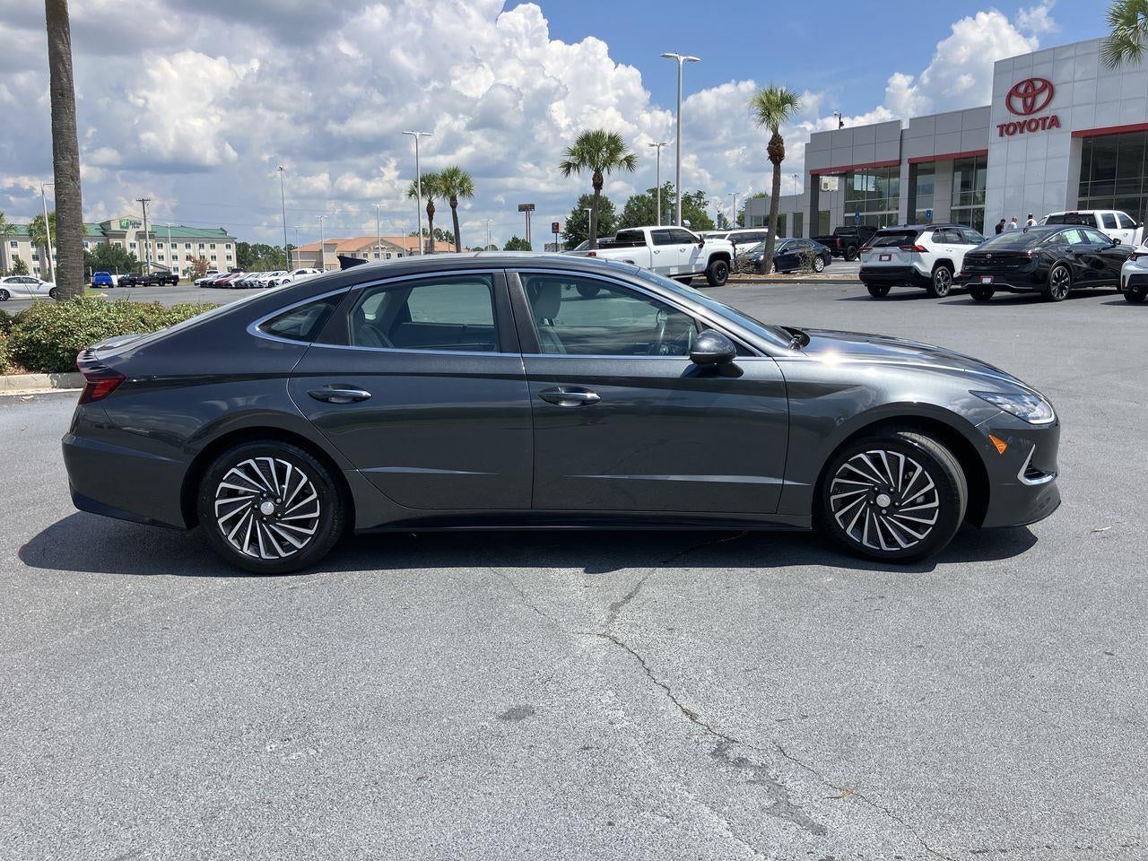 2023 Hyundai Sonata Hybrid Limited