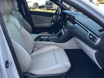 2022 Genesis G70 2.0T