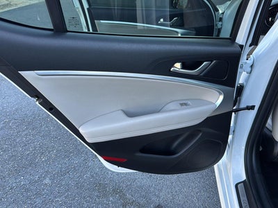 2022 Genesis G70 2.0T