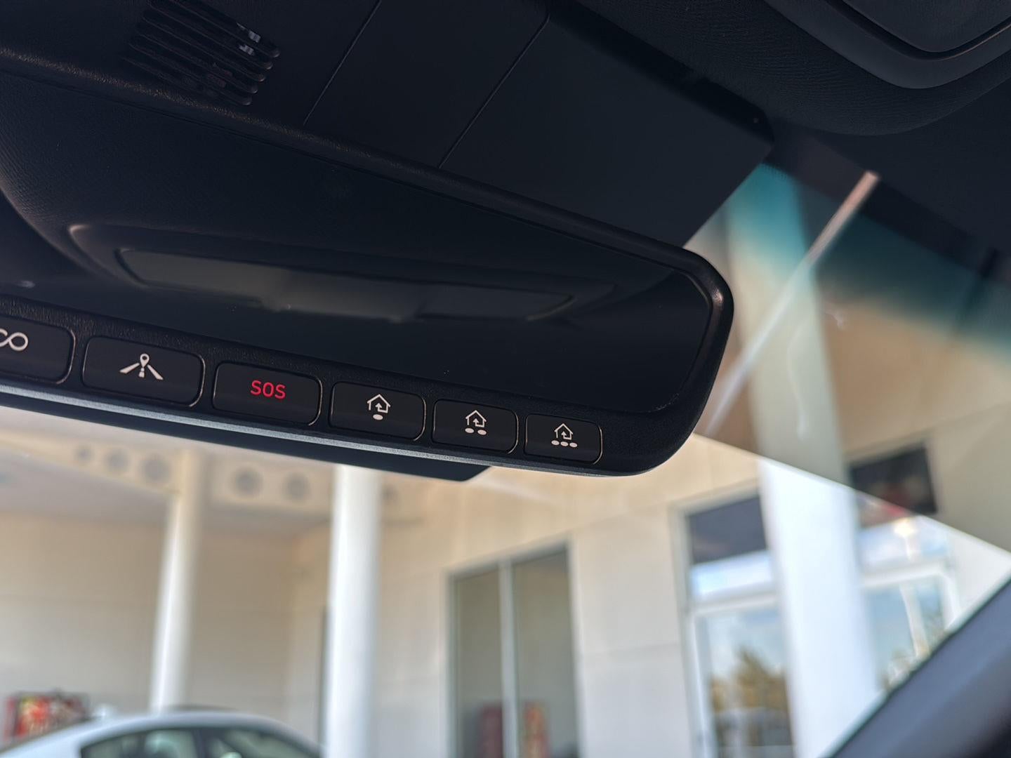 2022 Genesis G70 2.0T