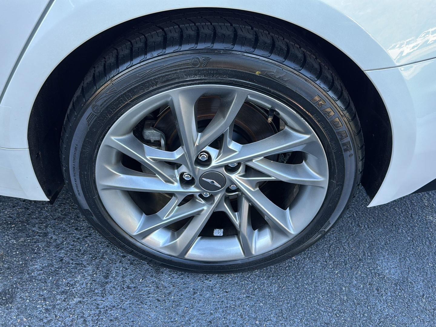 2022 Genesis G70 2.0T