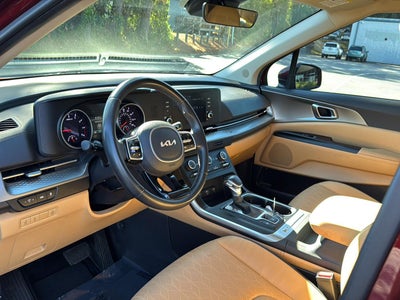 2023 Kia Carnival LX