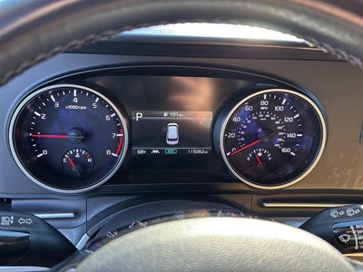 2023 Kia Carnival LX