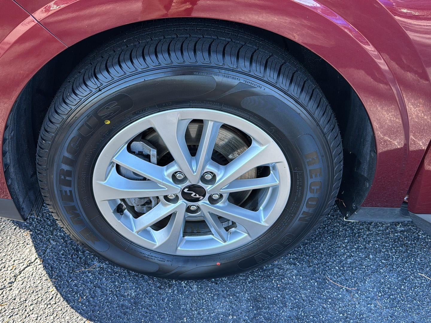 2023 Kia Carnival LX