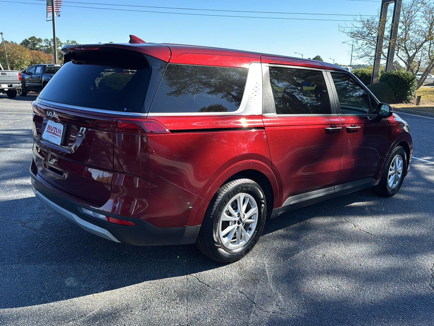 2023 Kia Carnival LX