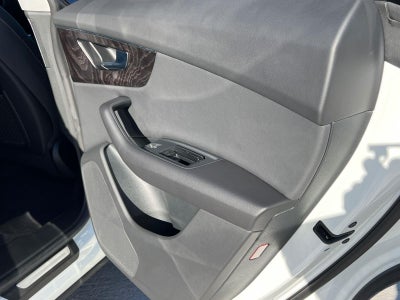 2023 Audi Q8 Premium