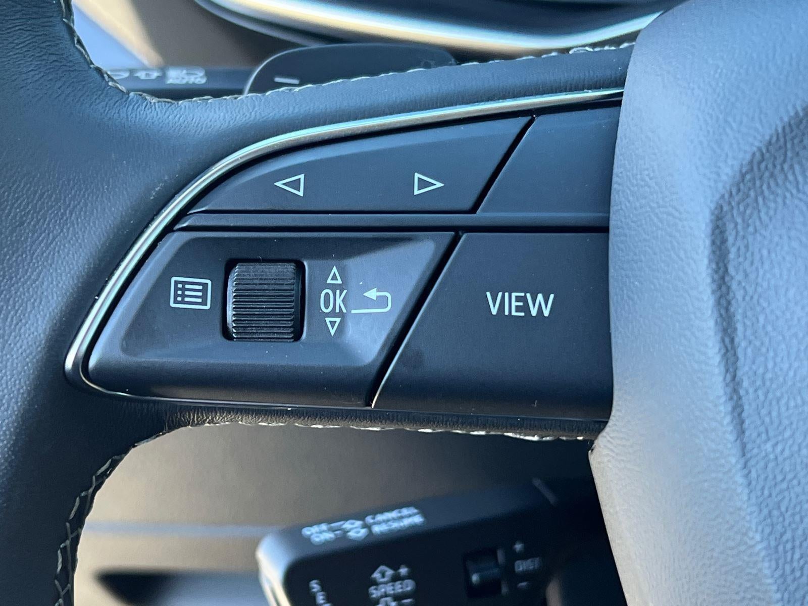 2023 Audi Q8 Premium