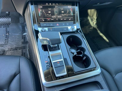 2023 Audi Q8 Premium