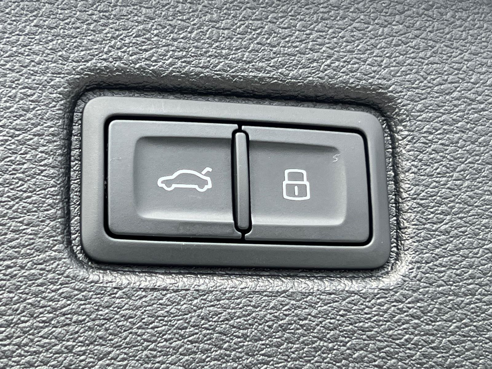 2025 Audi Q7 Premium