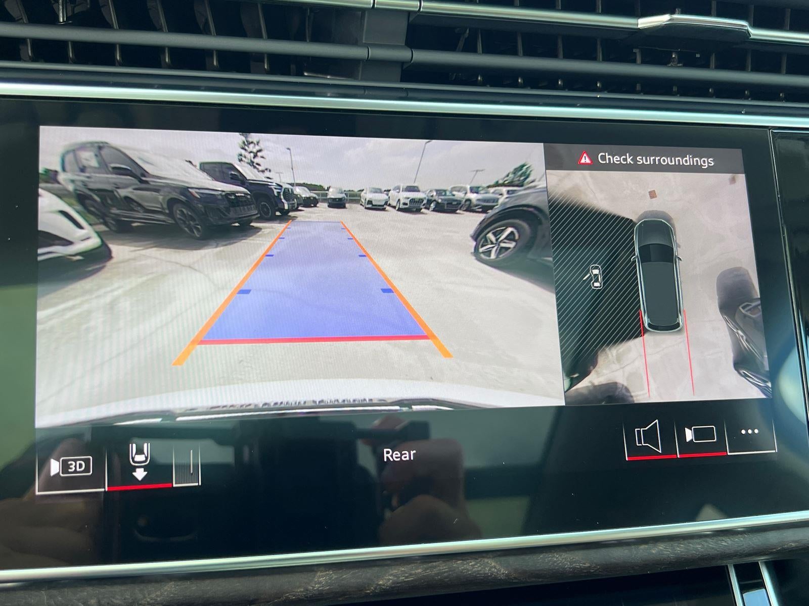 2025 Audi Q7 Premium