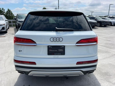 2025 Audi Q7 Premium