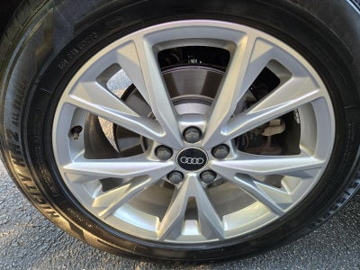 2023 Audi Q3 S line Premium