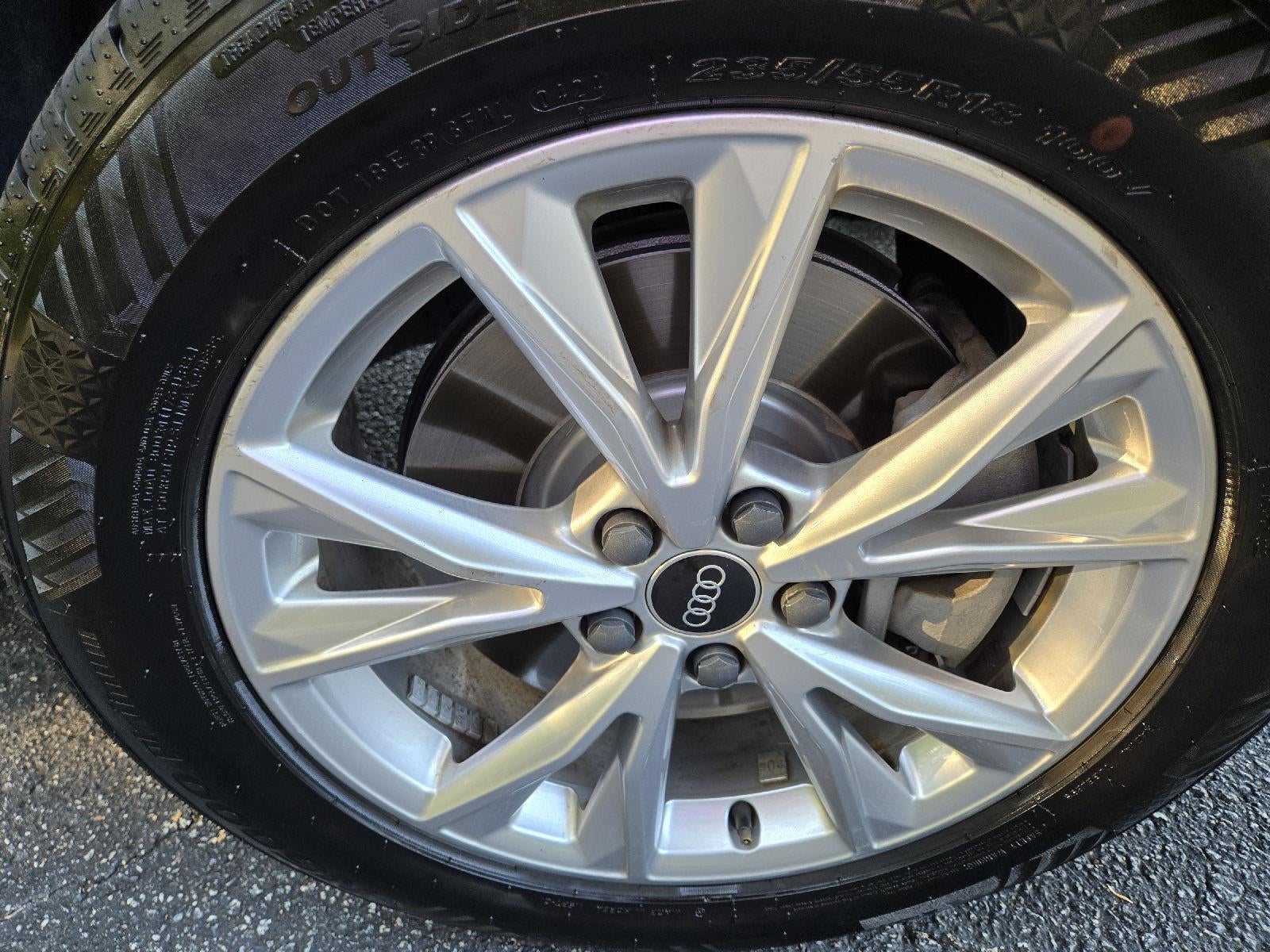 2023 Audi Q3 S line Premium