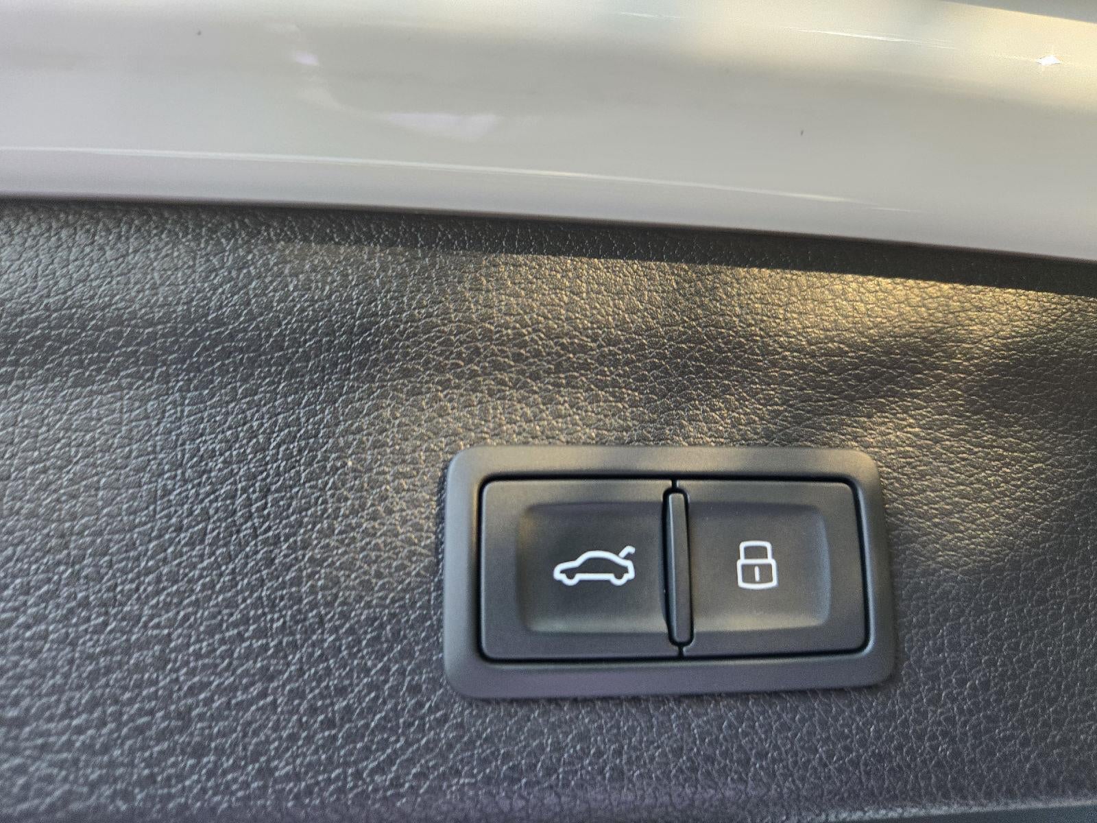 2023 Audi Q3 S line Premium