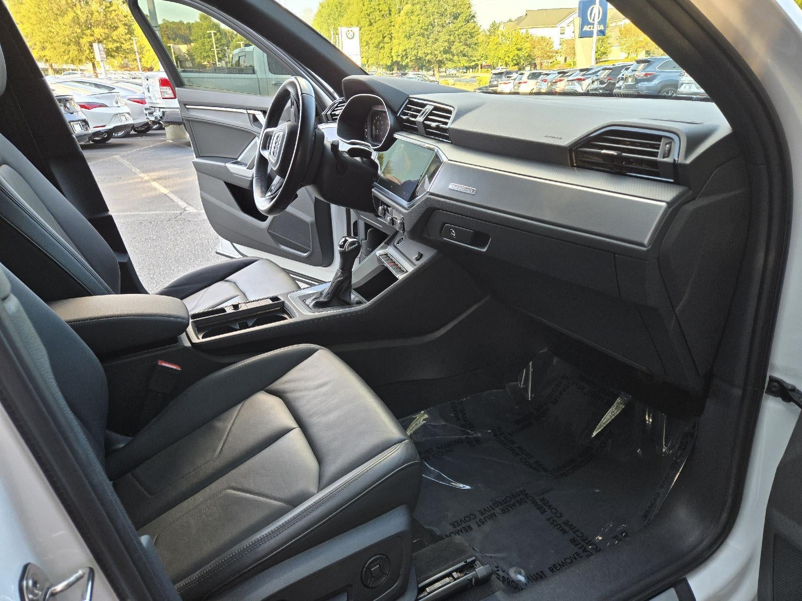 2023 Audi Q3 S line Premium