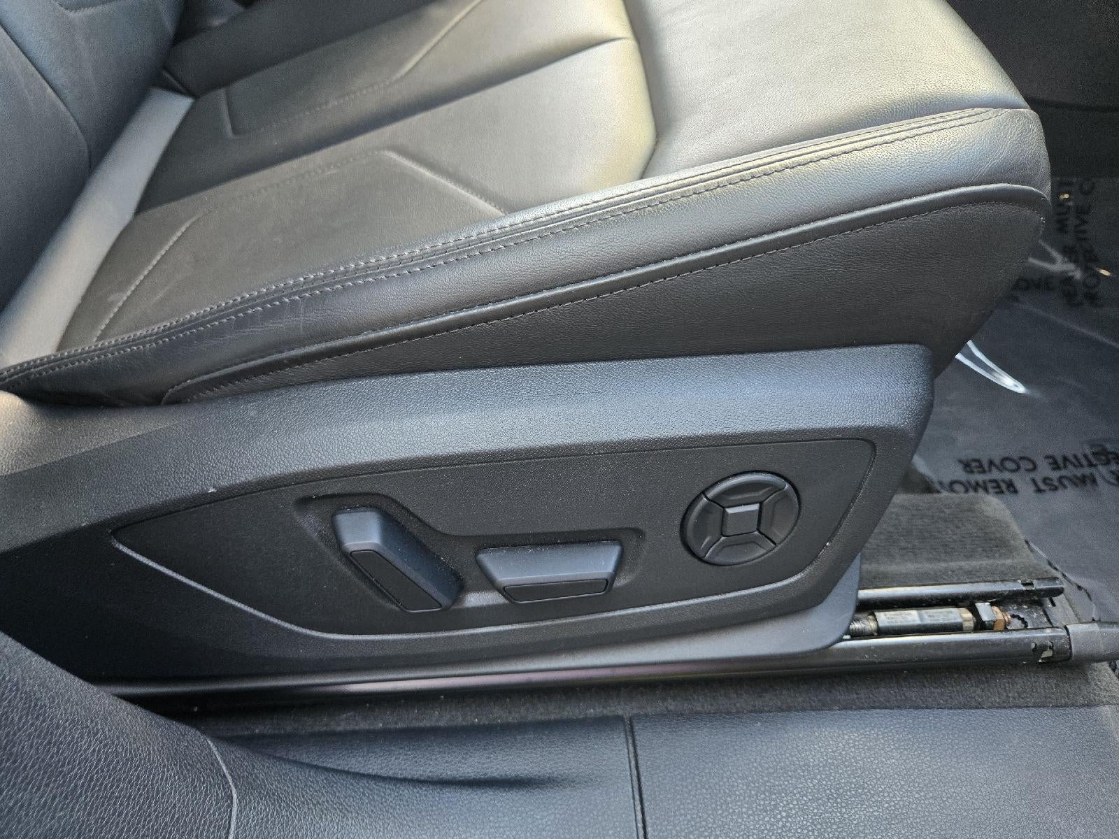 2023 Audi Q3 S line Premium