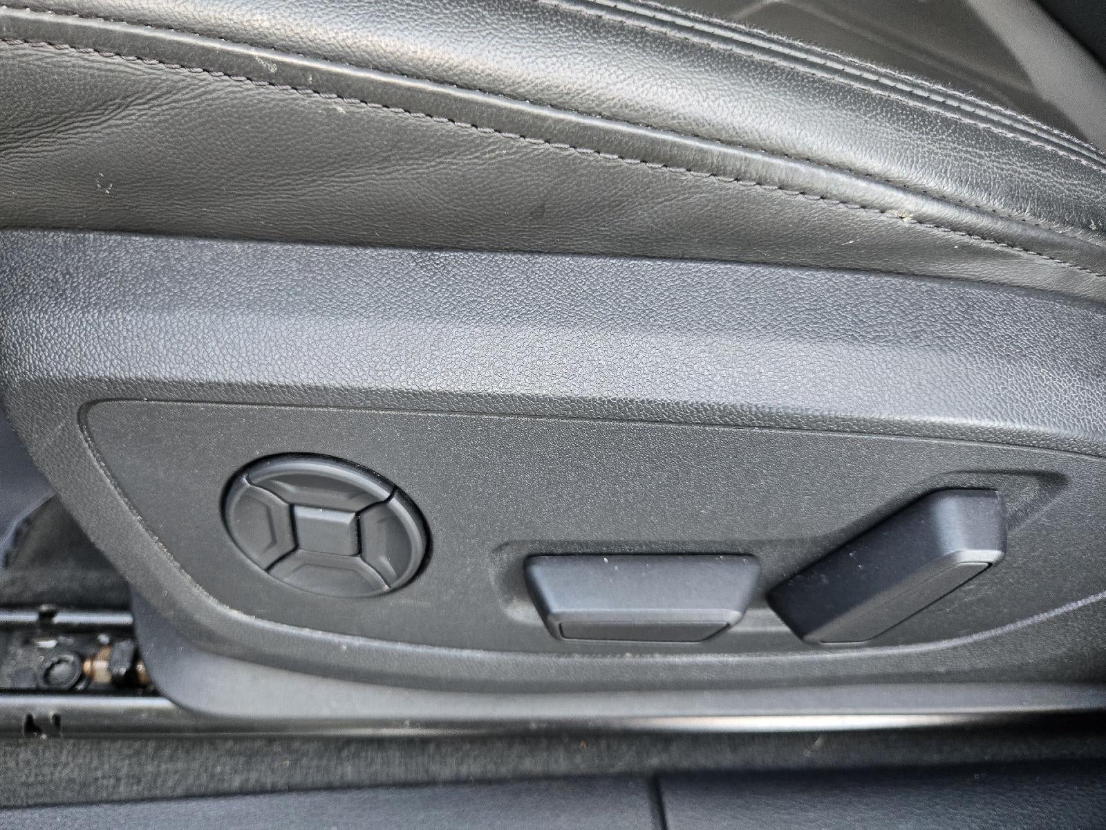 2023 Audi Q3 S line Premium