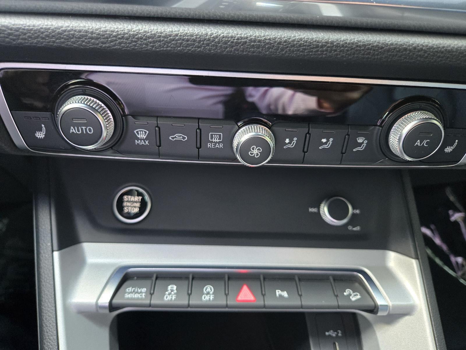 2023 Audi Q3 S line Premium