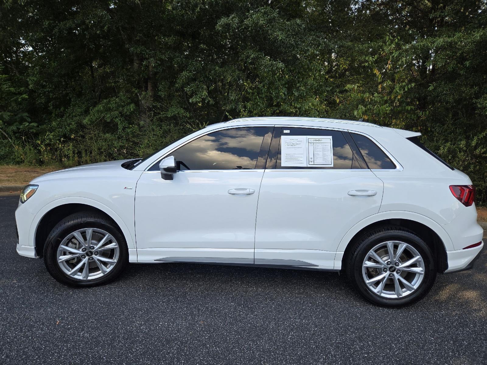 2023 Audi Q3 S line Premium