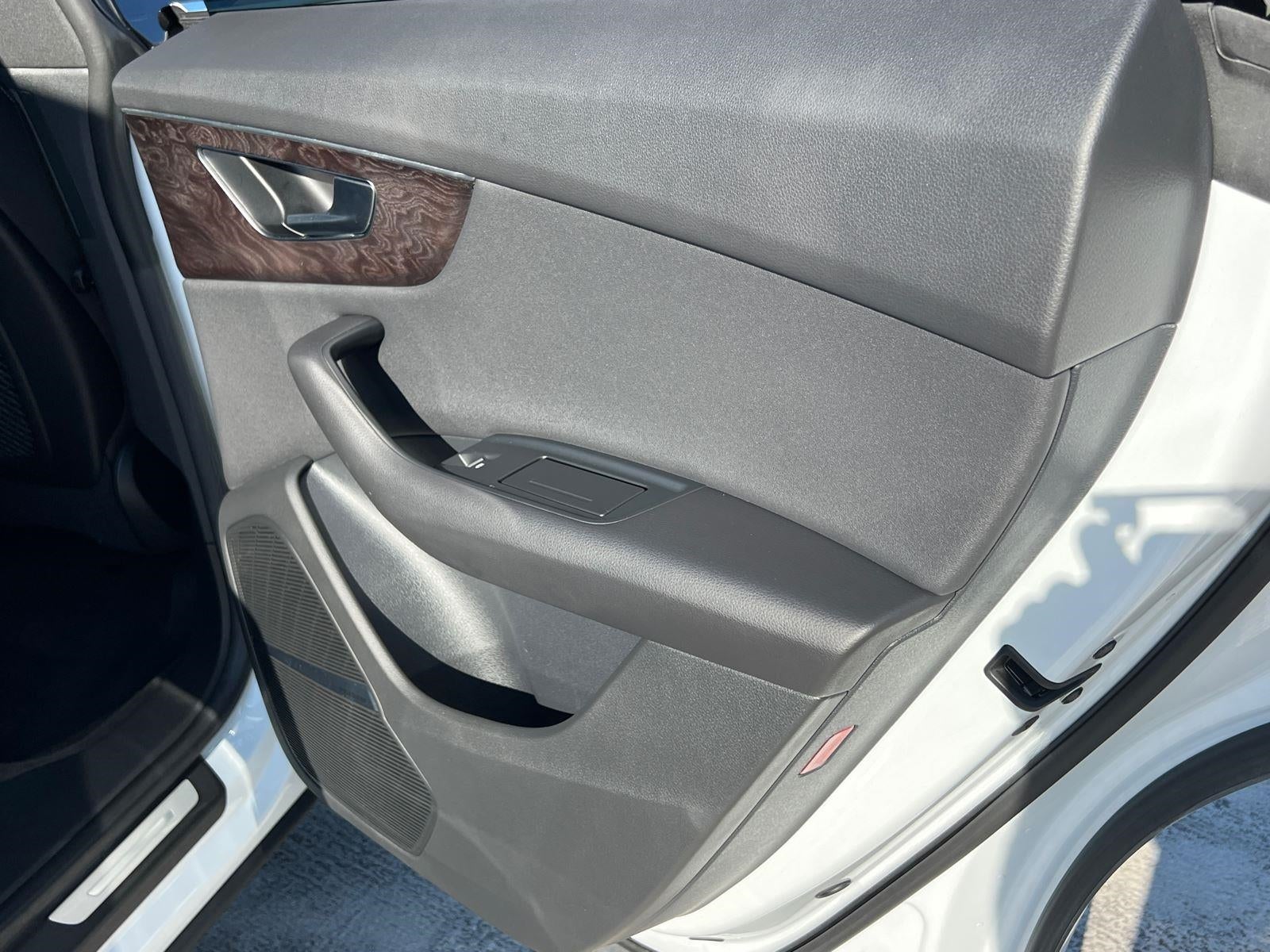 2021 Audi Q8 Premium Plus