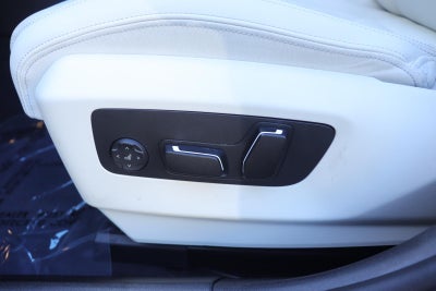 2025 BMW 5 Series 530i