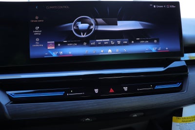 2025 BMW 5 Series 530i