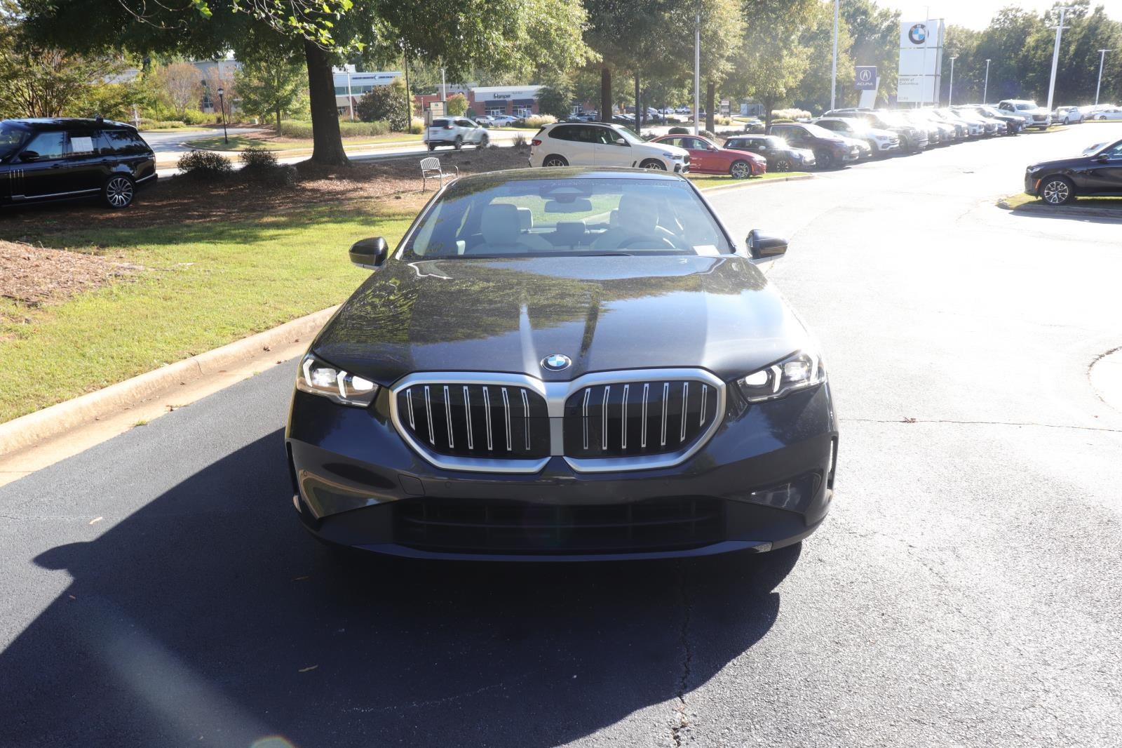 2025 BMW 5 Series 530i