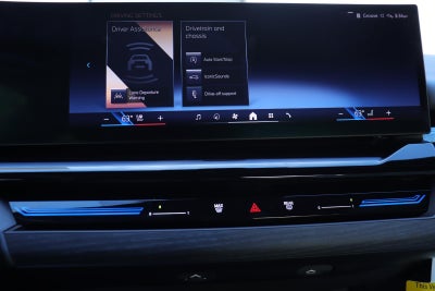 2025 BMW 5 Series 530i