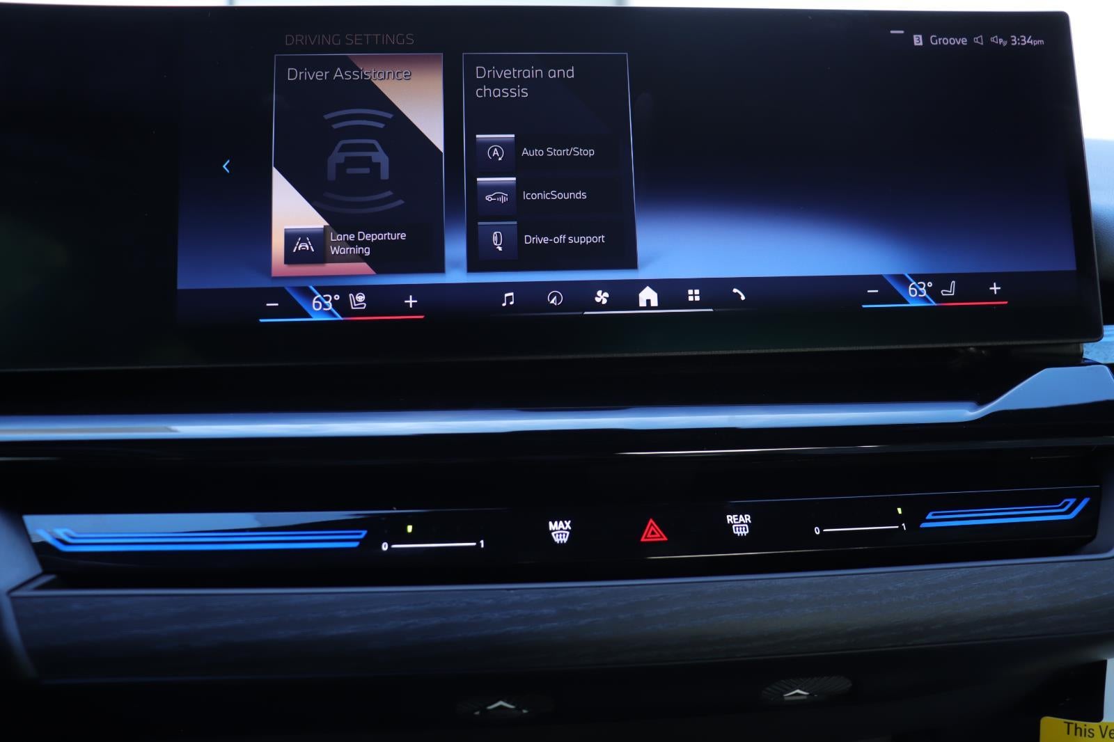 2025 BMW 5 Series 530i