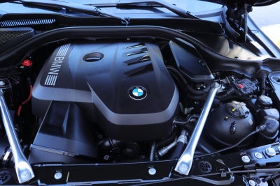 2025 BMW 5 Series 530i