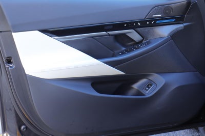 2025 BMW 5 Series 530i