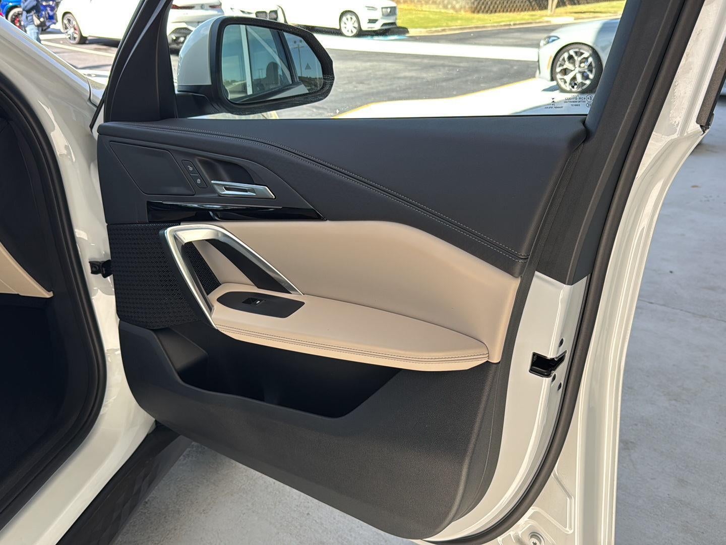 2025 BMW X2 xDrive28i