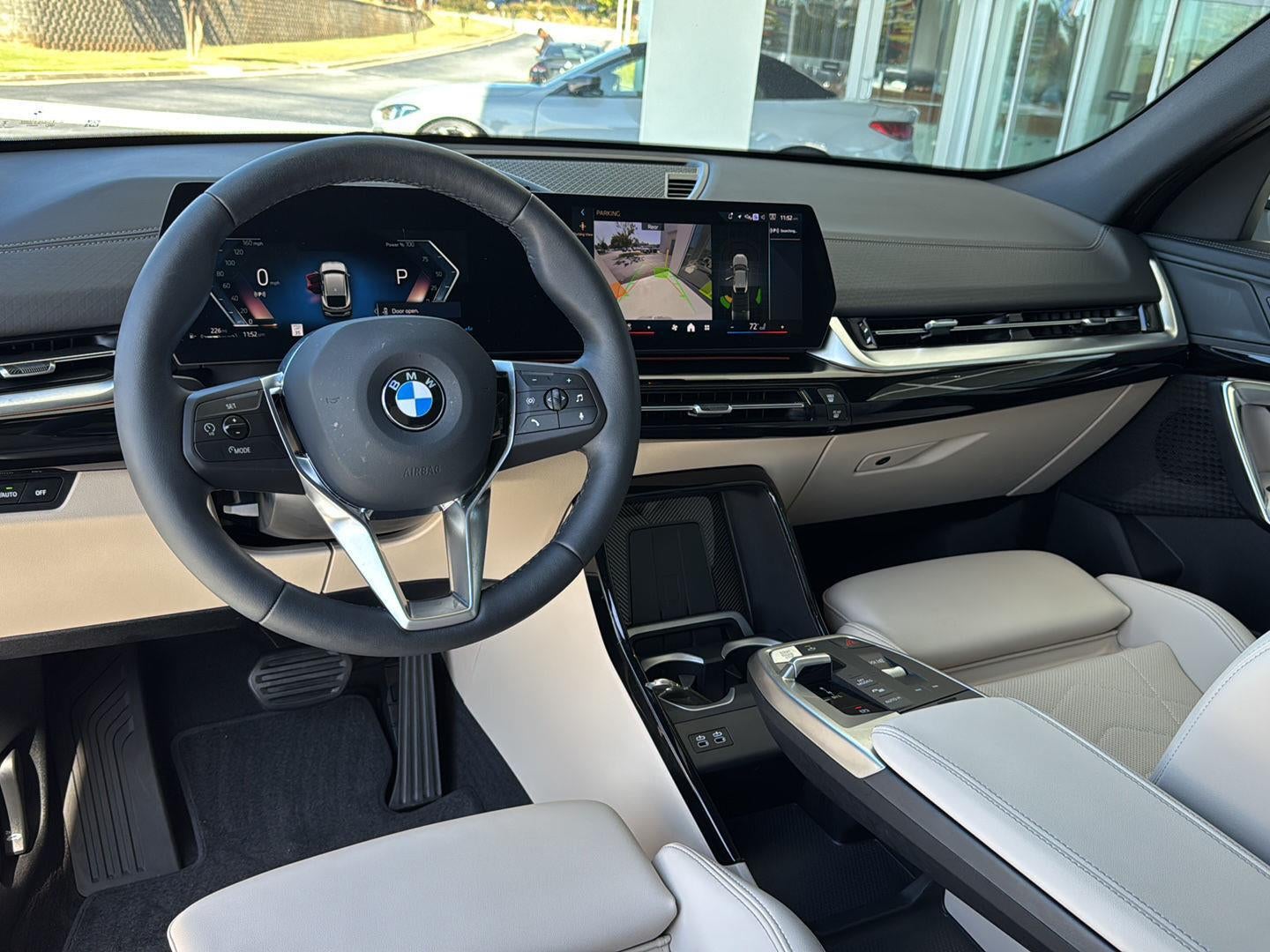 2025 BMW X2 xDrive28i