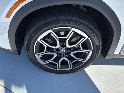 2025 BMW X2 xDrive28i