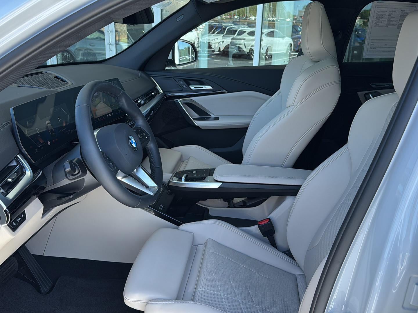 2025 BMW X2 xDrive28i